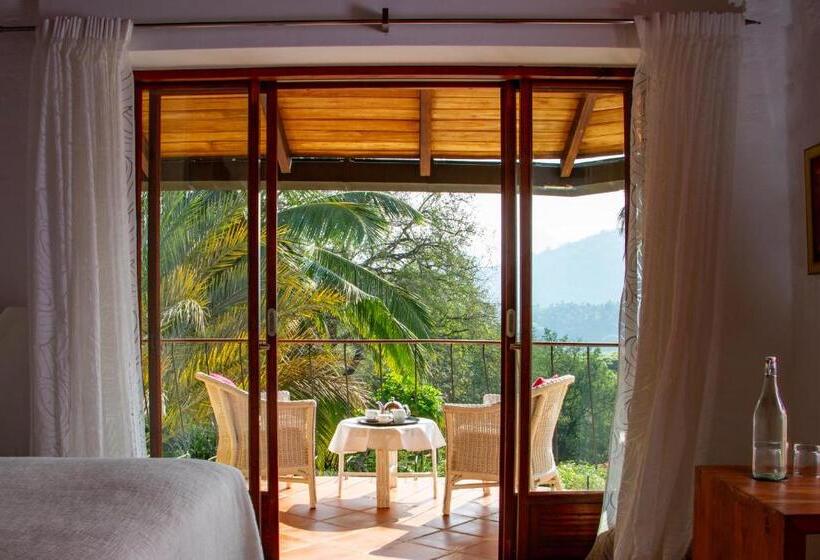 اتاق لوکس با بالکن, Bougainvillea Retreat