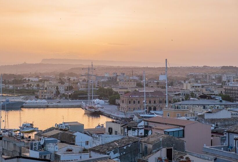 سوییت جونیور با چشم‌انداز دریا, Palazzo Gilistro