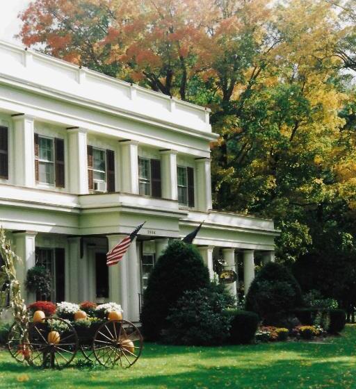 Люкс Повышенной Комфортности, Arlington Inn & Spa