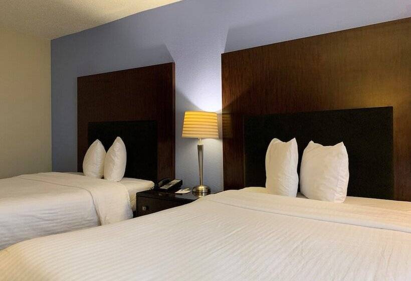 ２ダブルベッドのスタンダードルーム, Days Inn And Suites By Wyndham Hammond In
