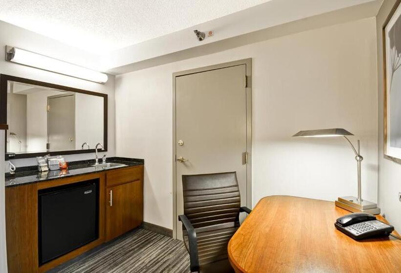 اتاق استاندارد با تخت بزرگ برای معلولان, Hyatt Place Kansas City/overland Park/metcalf