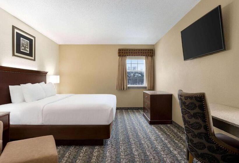 Стандартный Номер Кровать Кинг, Travelodge By Wyndham Coffeyville