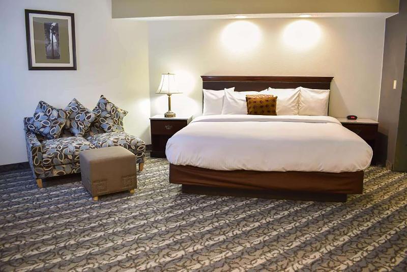 Номер Deluxe Кровать Кинг, Travelodge By Wyndham Coffeyville