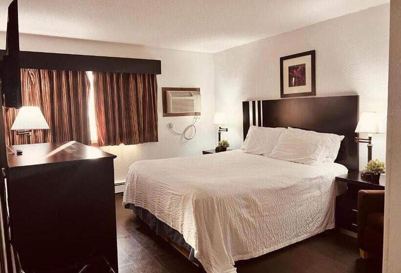 Стандартный Номер Кровать Кинг, Travelodge By Wyndham Valleyfair Shakopee