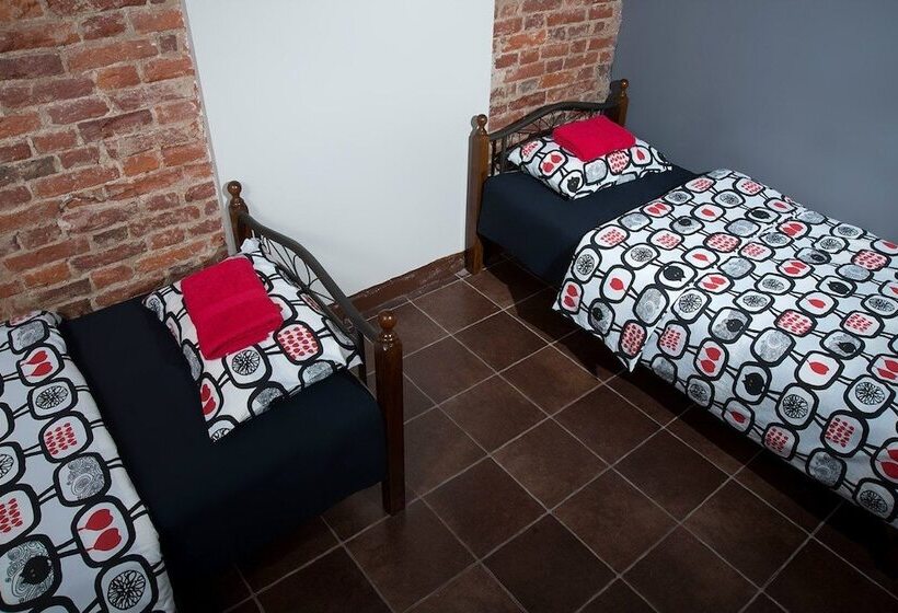 Quarto Estandar, Kino Hostel On Viborgskaya