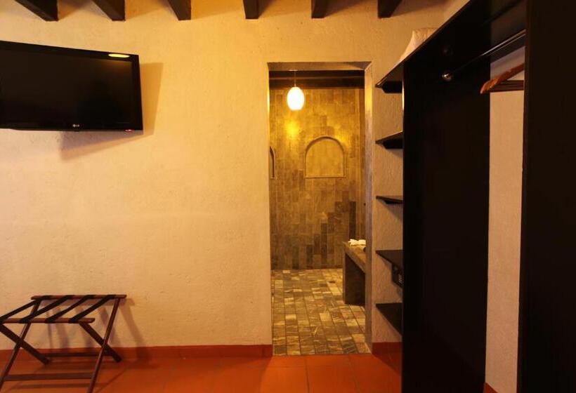 اتاق استاندارد برای معلولان, La Capilla Hotel Boutique