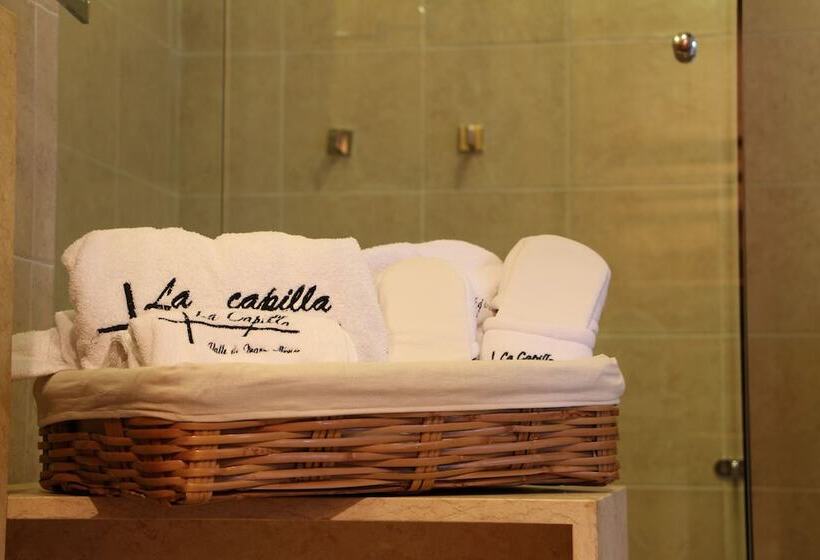 سوییت سوپریور, La Capilla Hotel Boutique