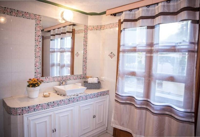 اتاق استاندارد, Tu Casa En El Parque