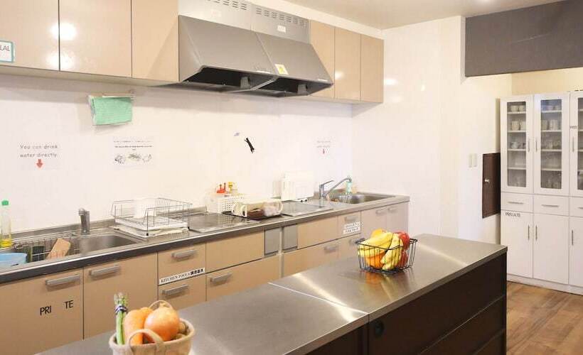 Номер Стандарт, Air Hostel Lcc