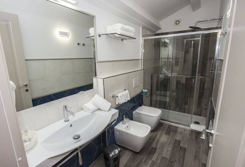 Люкс Deluxe Вид на Море, Villa Adua