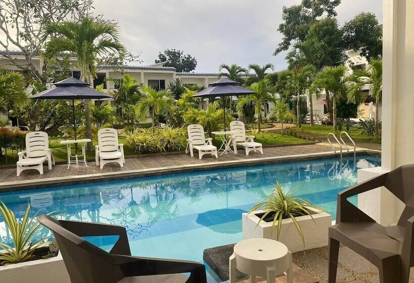 Номер Deluxe, The Story Resort Bohol
