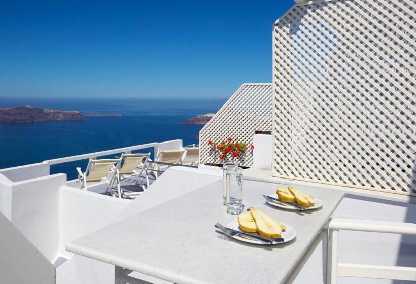 Superior suite with view, Whitedeck Santorini