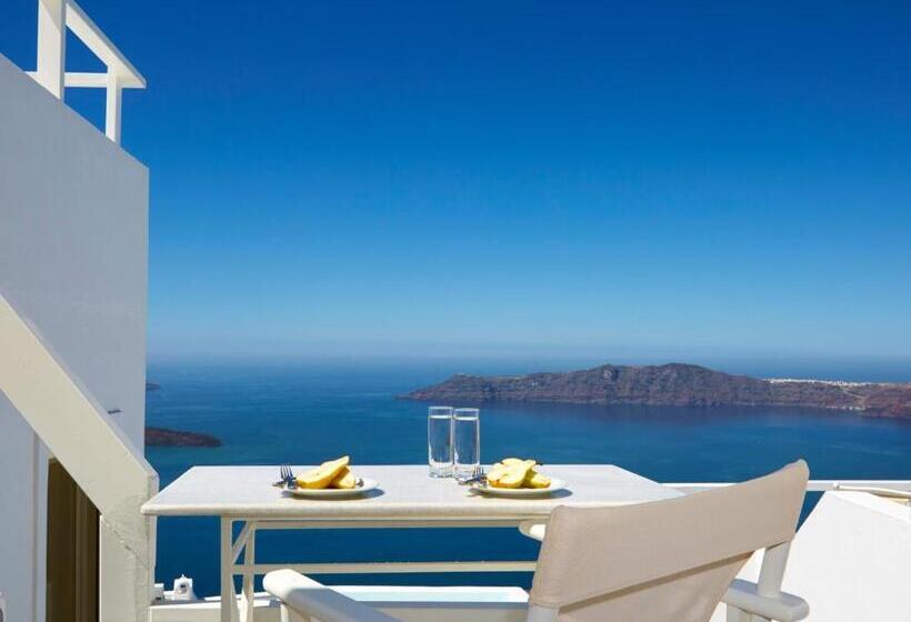 Superior suite with view, Whitedeck Santorini