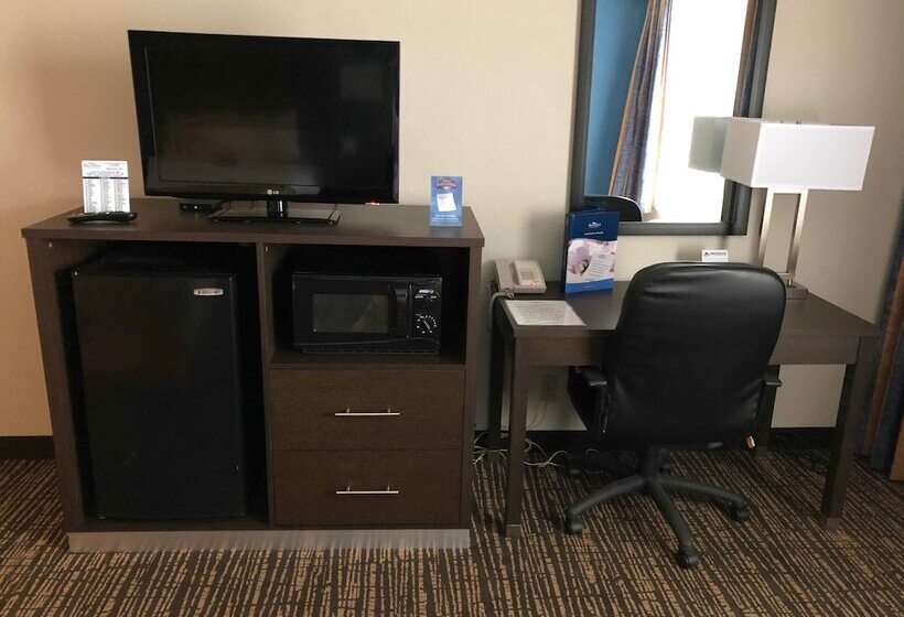 Номер Стандарт с Балконом, Baymont By Wyndham Washington