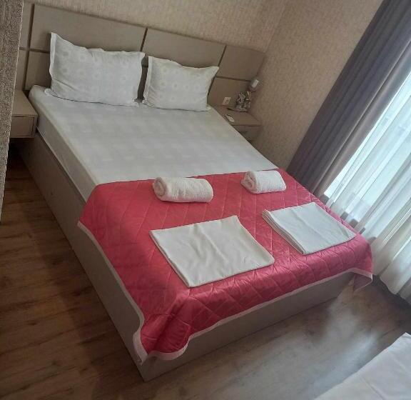 Economy Triple Room, Sunrise   Guest House