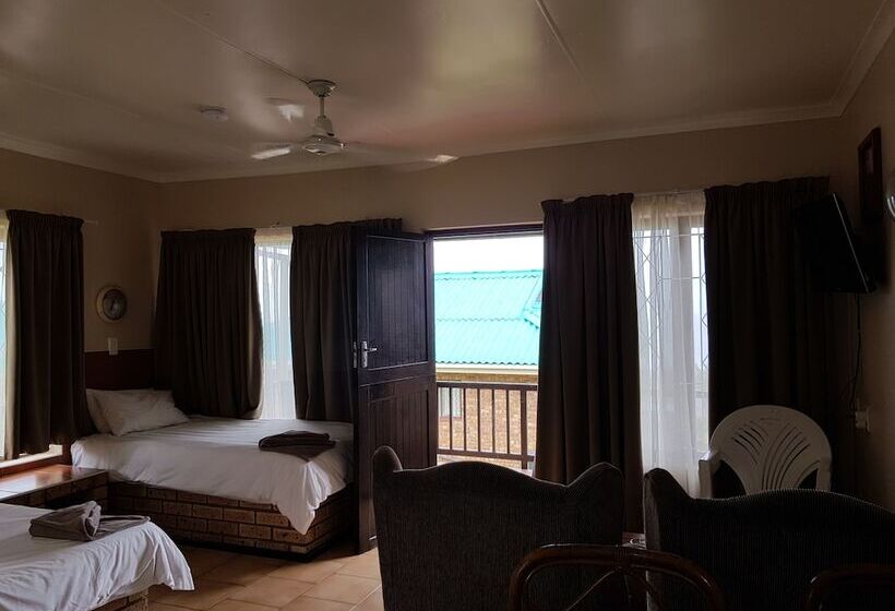 Студия Стандарт, Port Edward Holiday Resort