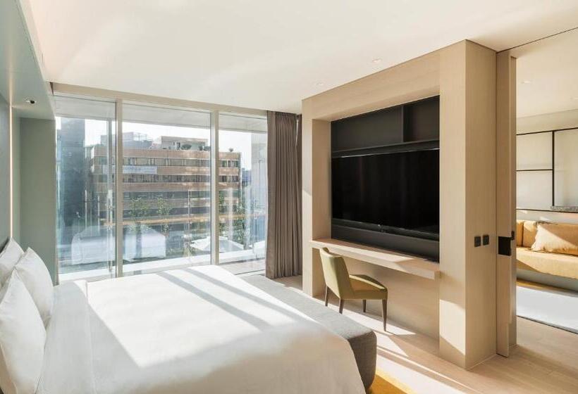 Deluxe Suite King Bed, Andaz Seoul Gangnam, By Hyatt