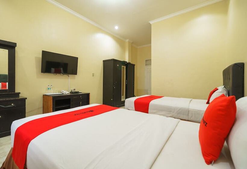 Номер Стандарт, Reddoorz Plus @ Hotel Sempurna Watervang Lubuk Linggau