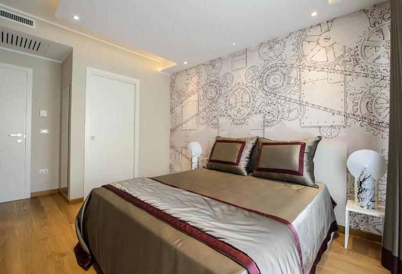 اتاق لوکس با بالکن, B&b Quarto Novo Suite