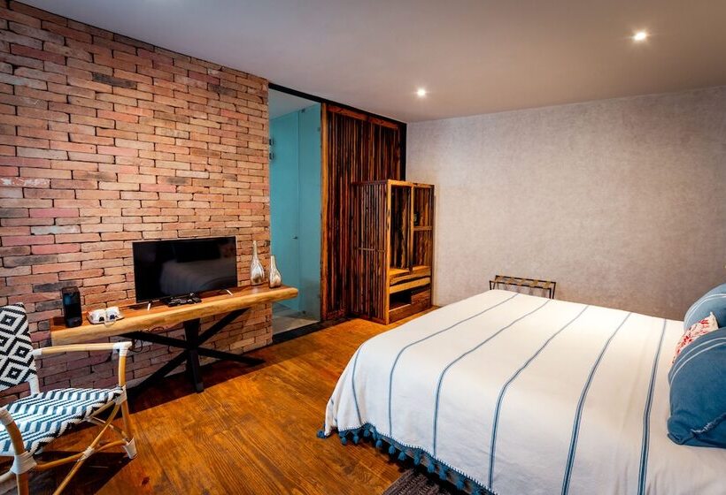 سوییت جونیور, Mubu Hotel Boutique