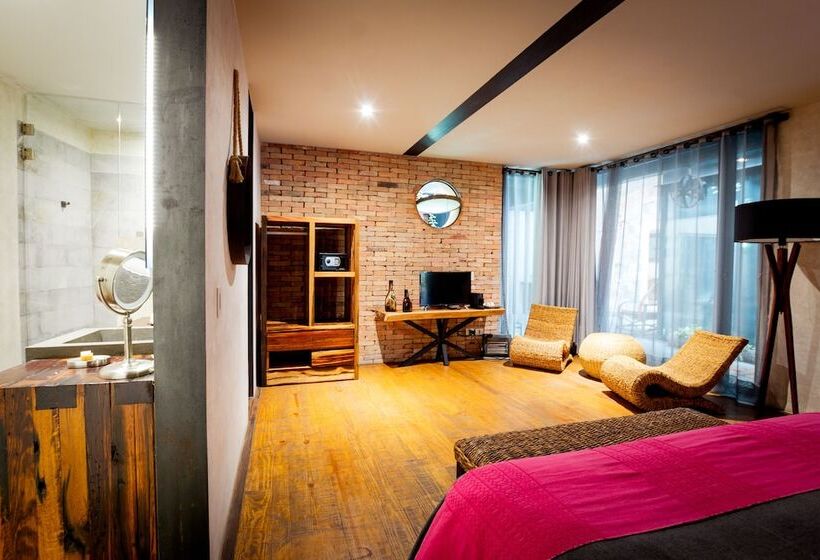 سوییت سوپریور, Mubu Hotel Boutique
