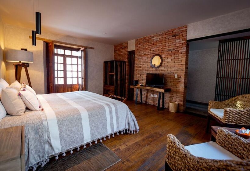سوییت سوپریور, Mubu Hotel Boutique