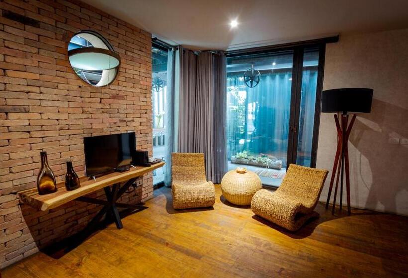 سوییت سوپریور, Mubu Hotel Boutique