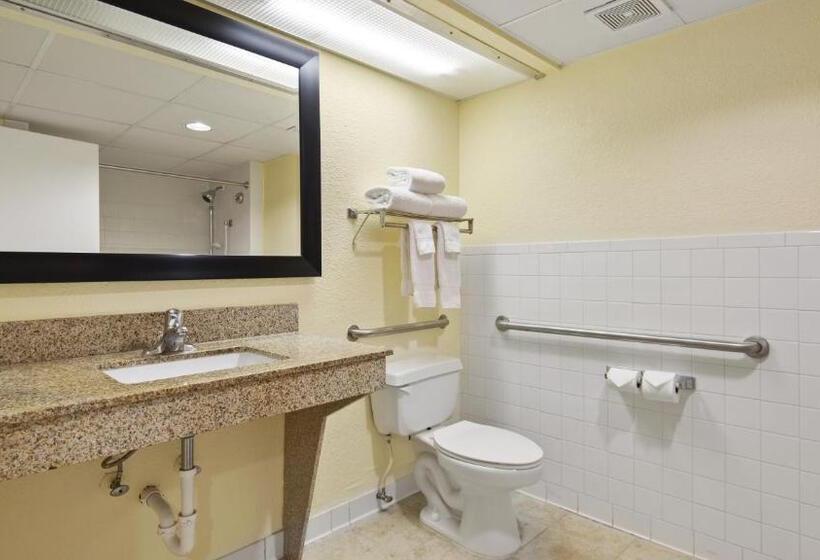 Номер Стандарт Кровать Кинг Адаптированный для Инвалидов, Best Western Gateway To The Keys   Florida City, Homestead, Everglades