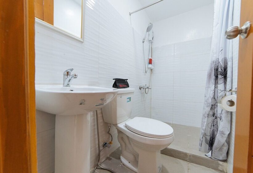 اتاق خانوادگی, Reddoorz At Dbuilders Rooms Bangkal Makati