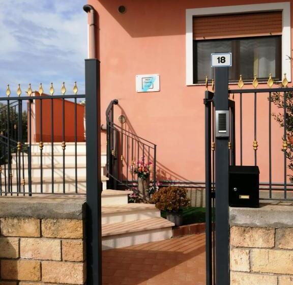 Апартаменты 3 Спальни, B&b Ginevra