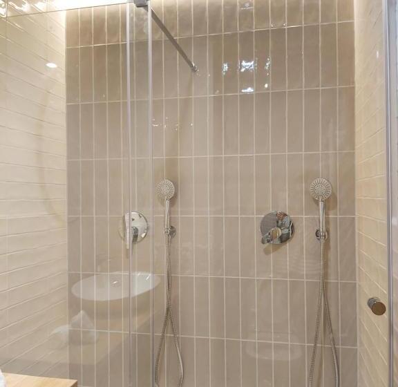 اتاق استاندارد, Habital Suites