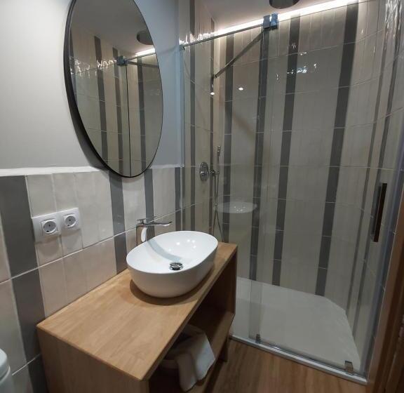 اتاق لوکس, Habital Suites