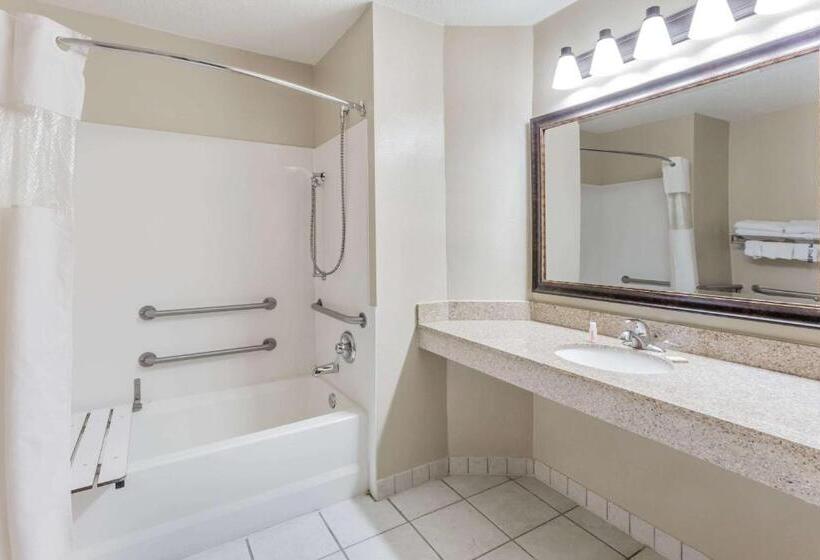 Номер Стандарт Адаптированный для Инвалидов, Baymont By Wyndham Mequon Milwaukee Area