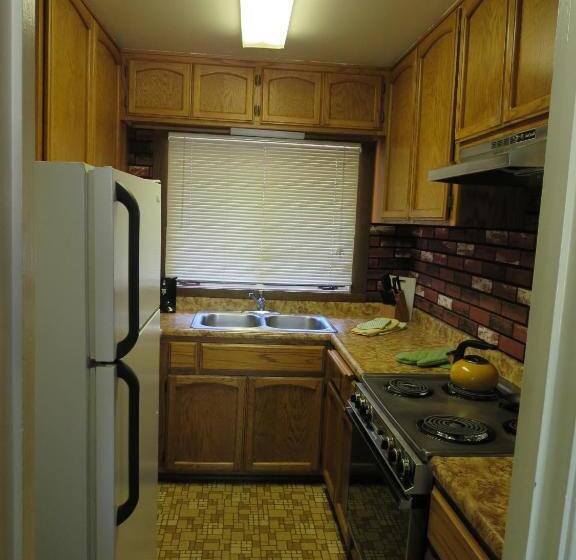 디럭스 스위트, Bridge Bay Lodge At Shasta Lake