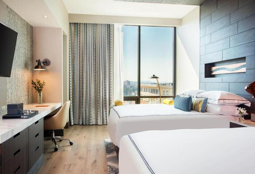 Номер Стандарт Вид на Горы, Kimpton Hotel Arras