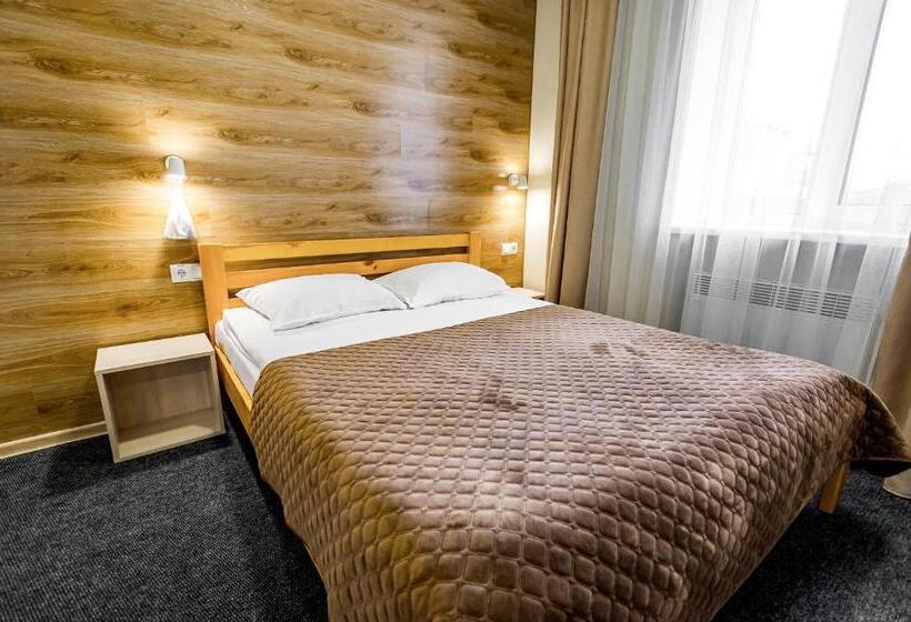 سوئیت با تخت بزرگ, Rooms