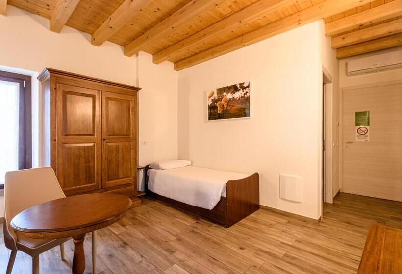 デラックストリプルルーム, Il Glicine B&b Ristorante