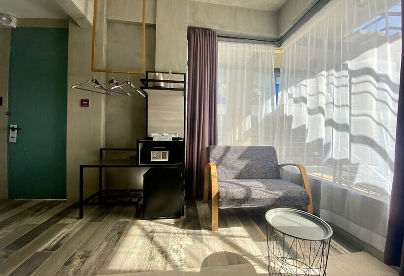 Family Suite, Zenvea