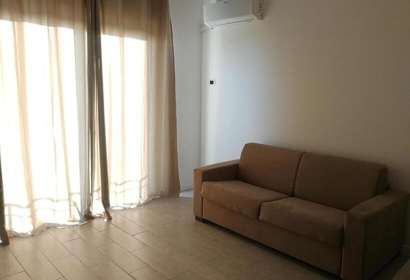 آپارتمان 1 خوابه با بالکن, B&b Crispino