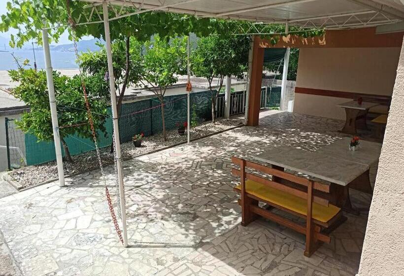 اتاق راحتی سه تخته, Apartmani   Sobe ćosić
