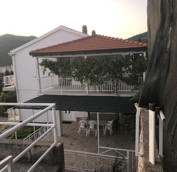 اتاق استاندارد, Apartmani   Sobe ćosić