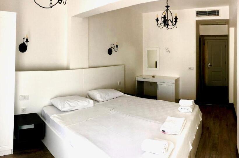 اتاق استاندارد, Victoria Hotel And Lounge