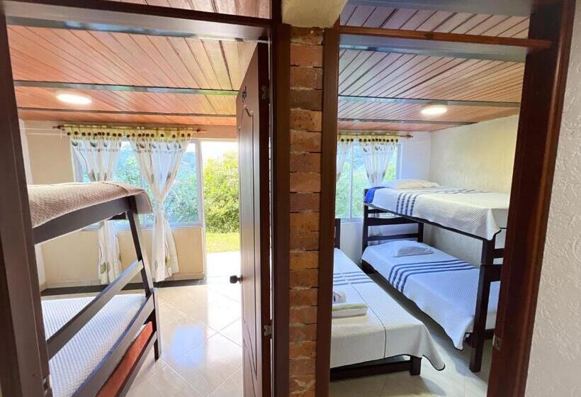 Дом 4 Спальни, Cabañas Lluvia De Oro