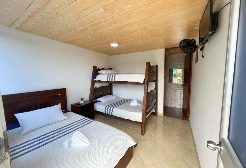 Семейный Номер, Cabañas Lluvia De Oro