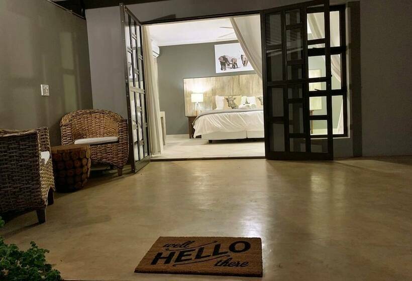 Номер Deluxe, The Wilds Guest House