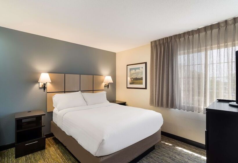 Engelliler için Süit, Sonesta Simply Suites Des Moines