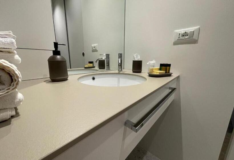 带大床的标准间, Torino48 Guesthouse