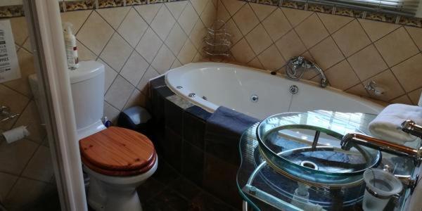 اتاق لوکس سه تخته, Anandi Guesthouse Mariental