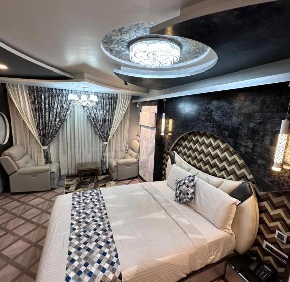 اتاق استاندارد چهار تخته, Beverly Villa