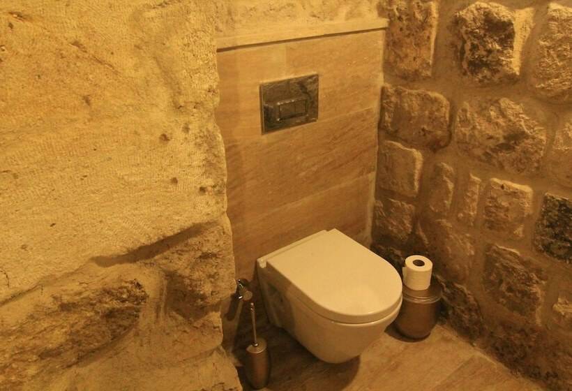 اتاق لوکس, Tafana Cave & Stone Lodge